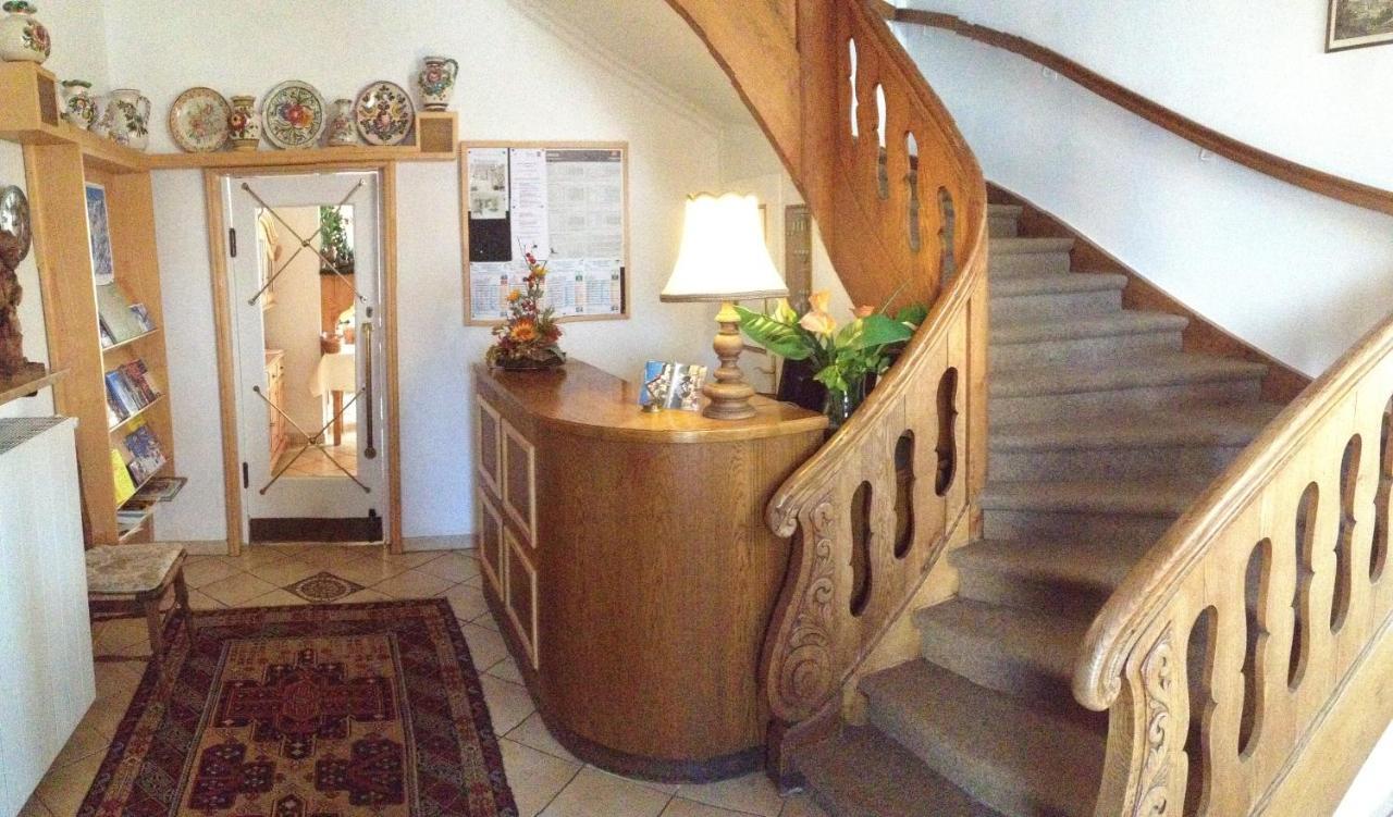 Hotel Maier Garni ガルミッシュ・パルテンキルヒェン エクステリア 写真