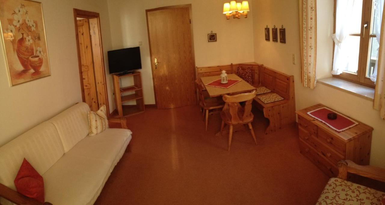 Hotel Maier Garni ガルミッシュ・パルテンキルヒェン エクステリア 写真