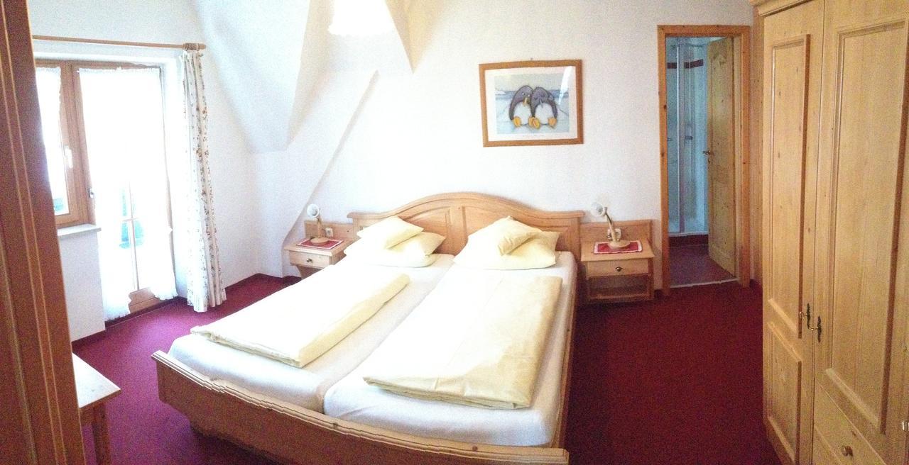 Hotel Maier Garni ガルミッシュ・パルテンキルヒェン エクステリア 写真